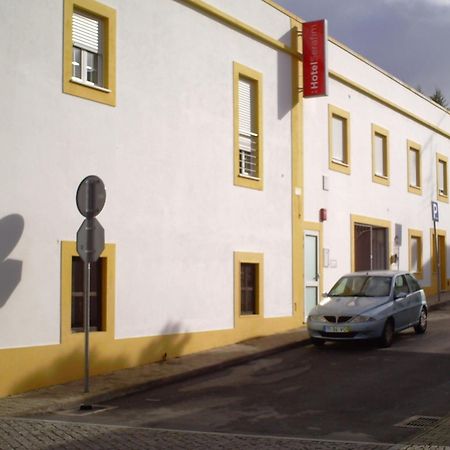 Hotel Serafim Almodovar Bagian luar foto